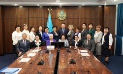 Гани Бейсембаев встретился с заслуженными педагогами Казахстана